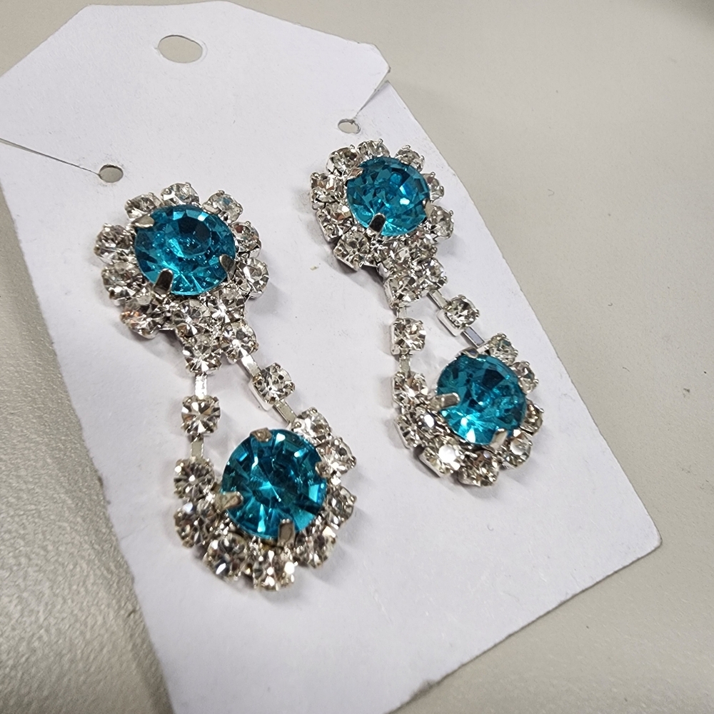 Aqua Blue Rhinestone Chandelier Drop Earrings Silver-Tone Bridal Classy Formal